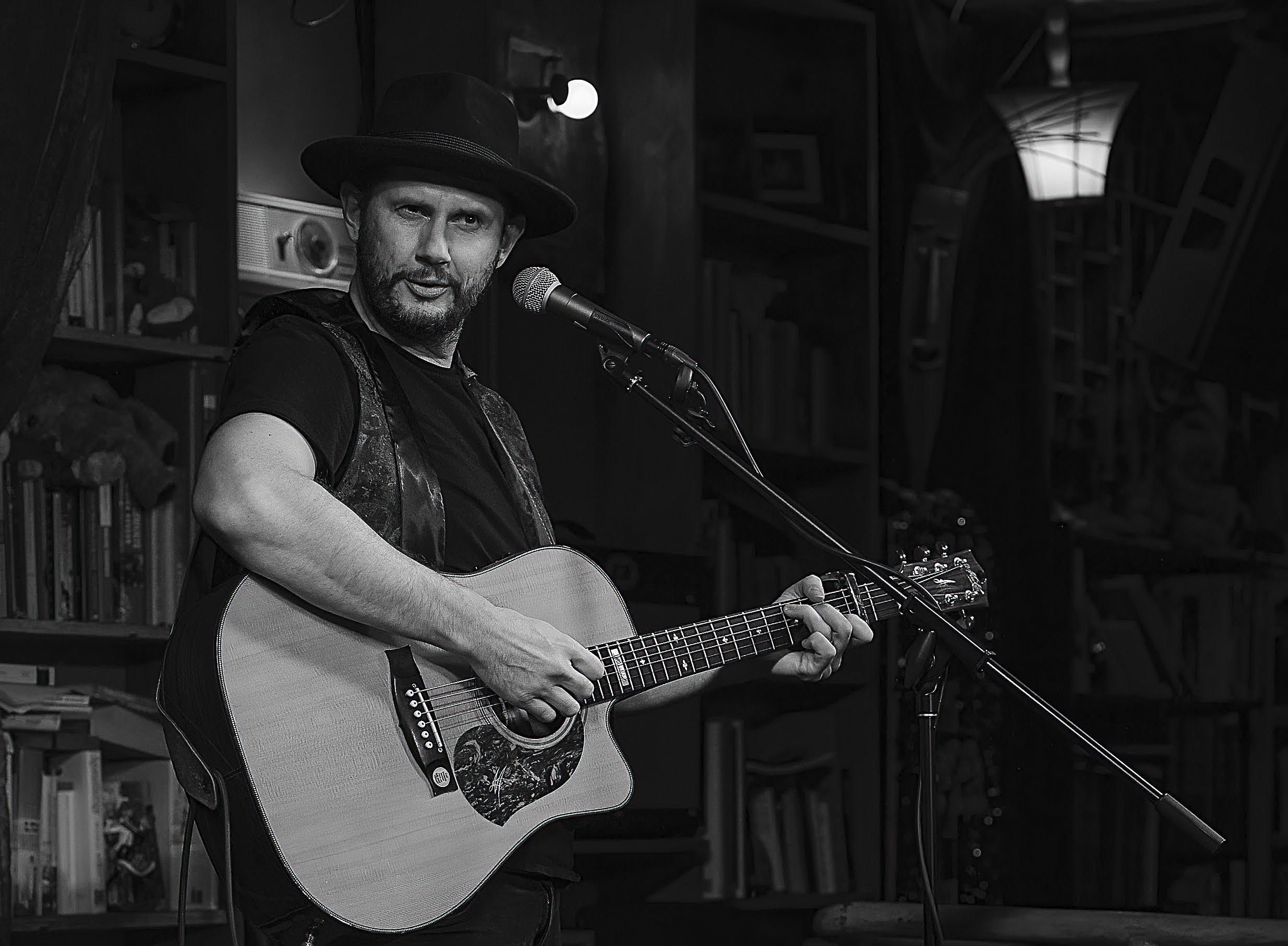 Feature: Ben Drysdale - If I Don't Lie Down